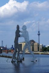 Берлин, статуя