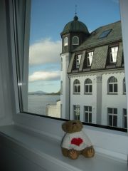 Отель в центре Олесунна и белые ночи нас порадовали! Норвегия