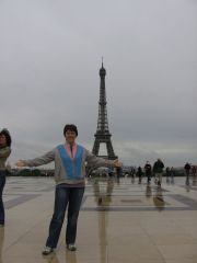 Вот я и в Париже