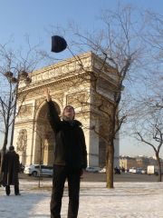 Триумфальная Арка на площади Шарля де Голля!