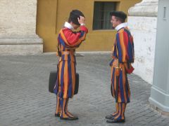 ватиканские гвардейцы