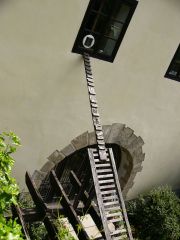 Лестница для кошки. Кутна Гора. Чехия. Тур 4АБ+ июнь 2006 год
