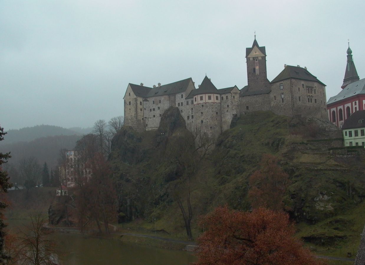 Замок Локет,Чехия