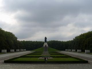 S1056353.jpg