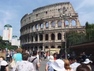 Roma_16_Coleseo.jpg
