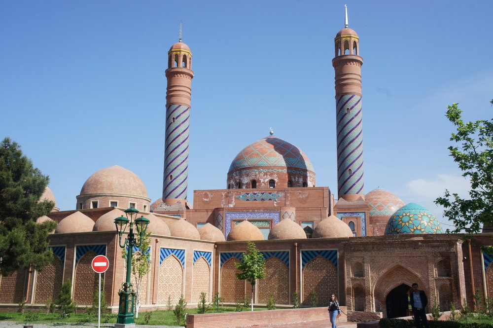 DSC02955 Азербайджан комплекс-паломническая мечеть %22Имам-Заде%22   .JPG