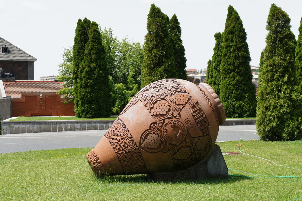 DSC03380     Армения Ереван  коньячный завод %22Ной%22  .JPG