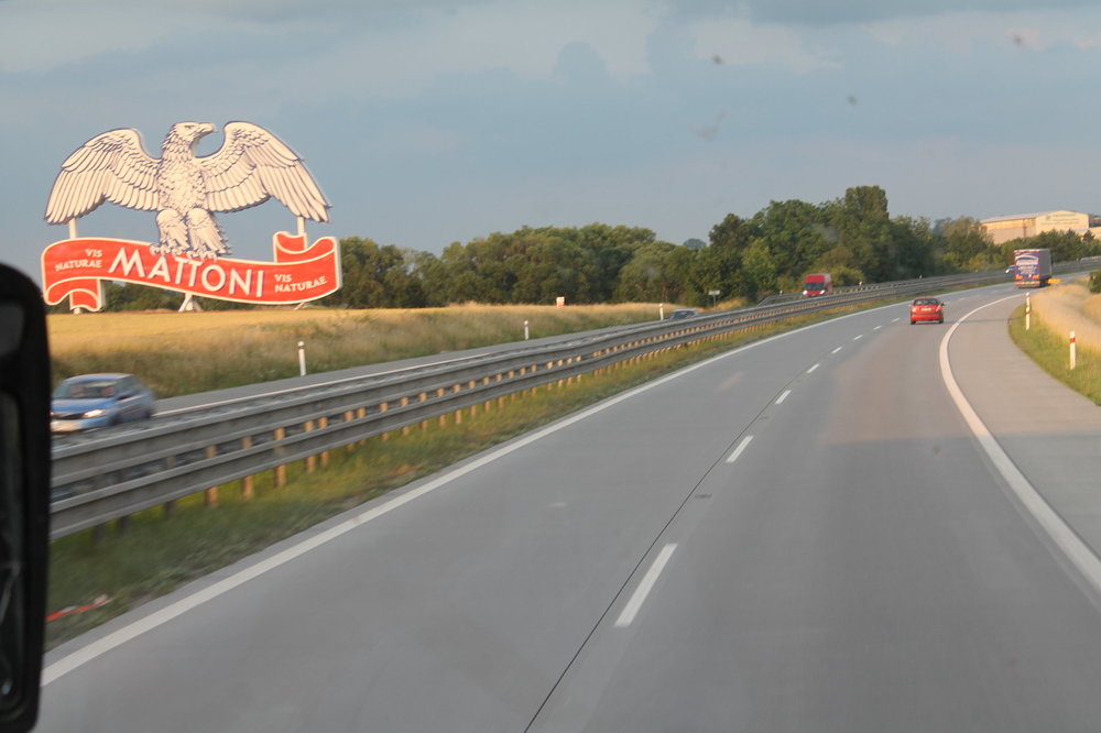 2018-06-07 21-11-22.JPG