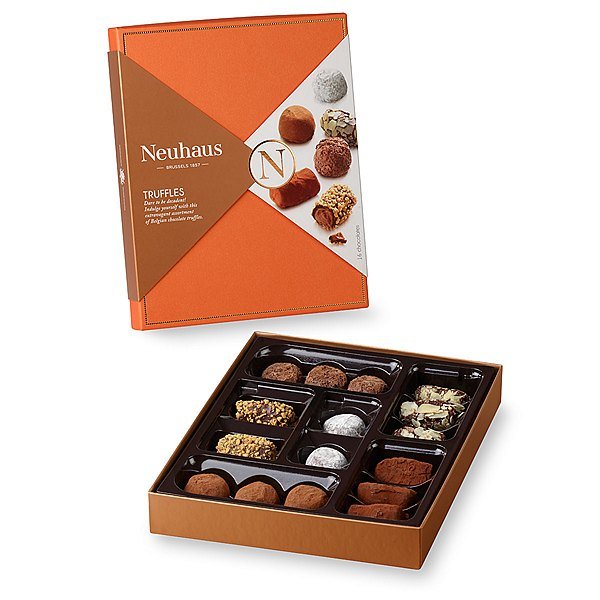 neua000019_01_neuhaus-collection-chocolate-truffles-glamour-16-pcs[1].jpg