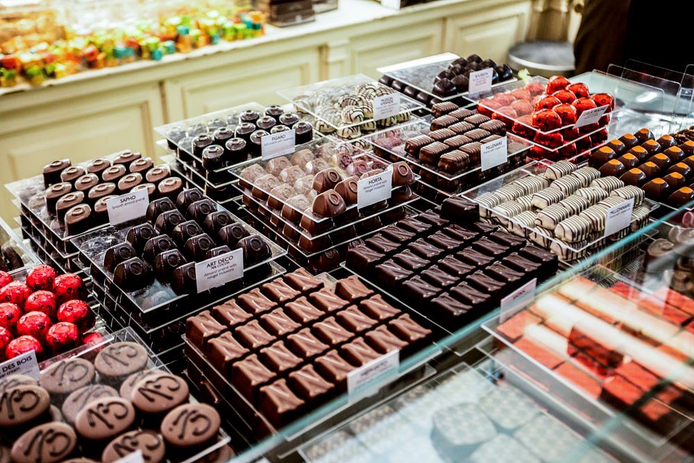 Каталог магазина шоколада. Шоколад пралине Бельгия. Пралине (бельгийский шоколад). Patisserie шоколад бельгийский. Николя Тибо шоколад.