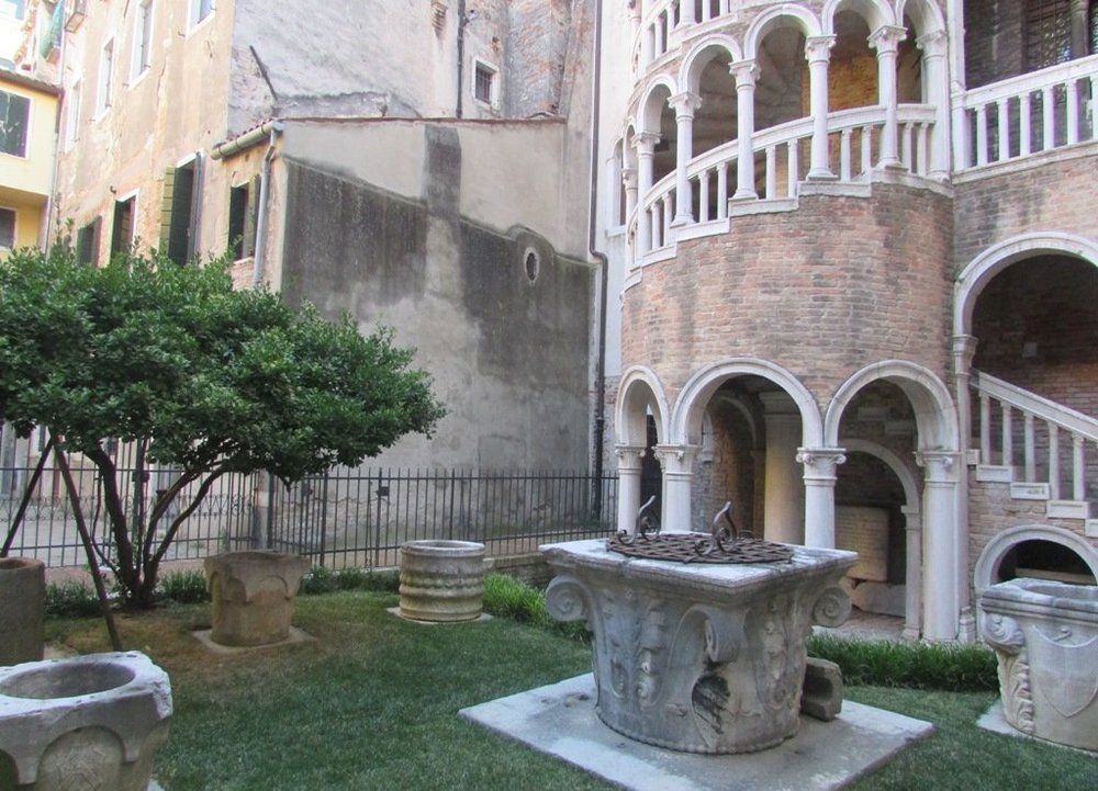 IMG_1054_Scala Contarini del Bovolo.JPG