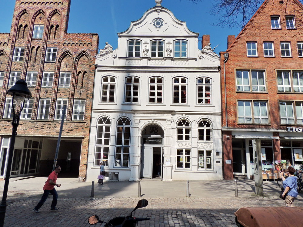 DSCN9295-Дом будденброков.JPG