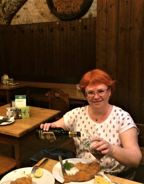 18.06.21_607_ Вена_Хойригер.JPG