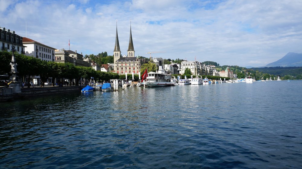 18.06.24_482_  Швейцария_ Люцерн_озеро Четырех кантонов.JPG