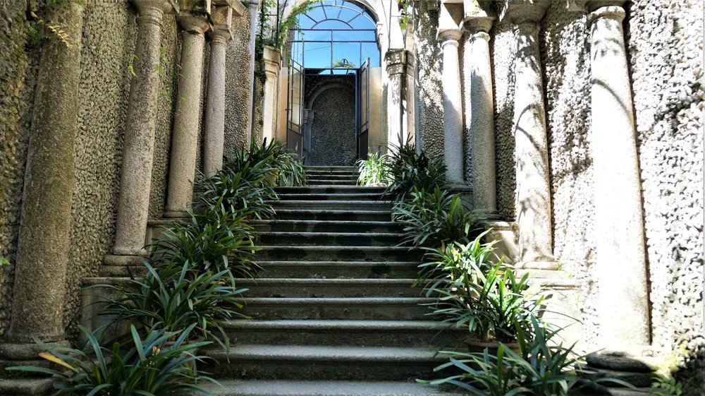 18.06.29_448_ Италия_ о.Изола-Белла_ оранжерея.JPG