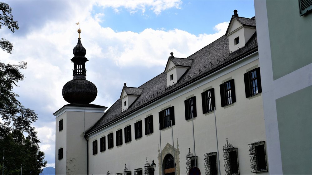 18.06.22_025_ Гмунден_ Озерный замок Орт (Seeschloss Ort).JPG