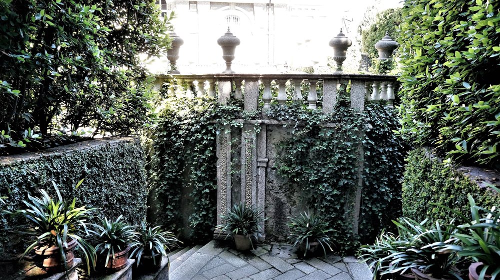 18.06.29_469_ Италия_ о.Изола-Белла_ Атриум Дианы.JPG