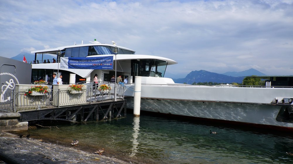 18.06.24_480_  Швейцария_ Люцерн_озеро Четырех кантонов.JPG