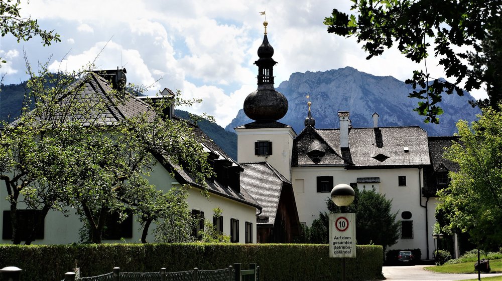 18.06.22_023_ Гмунден_ Озерный замок Орт (Seeschloss Ort).JPG