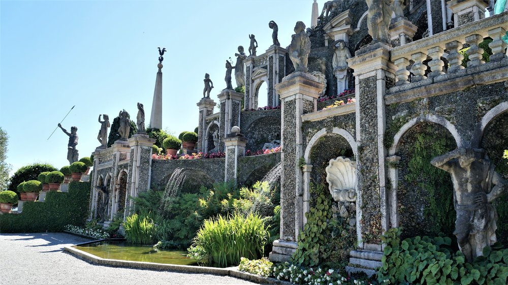 18.06.29_487_ Италия_ о.Изола-Белла_ Театр Массимо.JPG