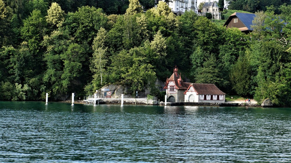 18.06.24_529_  Швейцария_ Люцерн_озеро Четырех кантонов.JPG