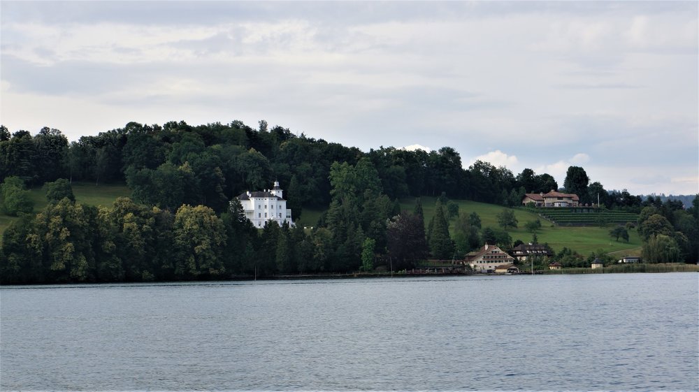 18.06.24_539_  Швейцария_ Люцерн_озеро Четырех кантонов.JPG