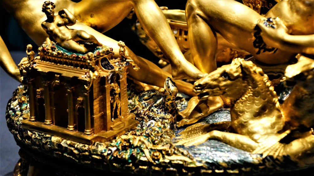 18.06.21_462_ Вена_ Кунцкамера_ солонка Сальера Бенвенуто Челлини.JPG