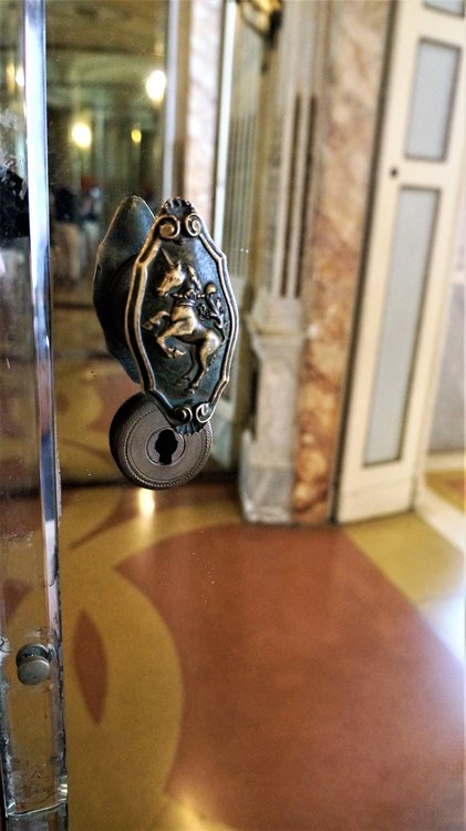 18.06.29_392_ Италия_ о.Изола-Белла.JPG