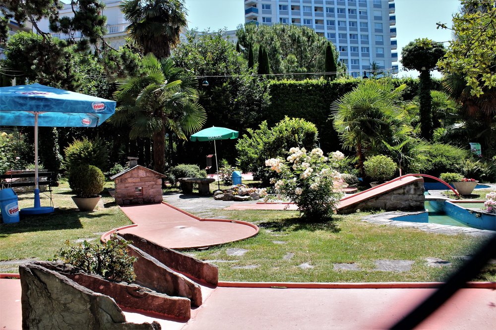 18.06.26_021-15_ Монтрё.JPG