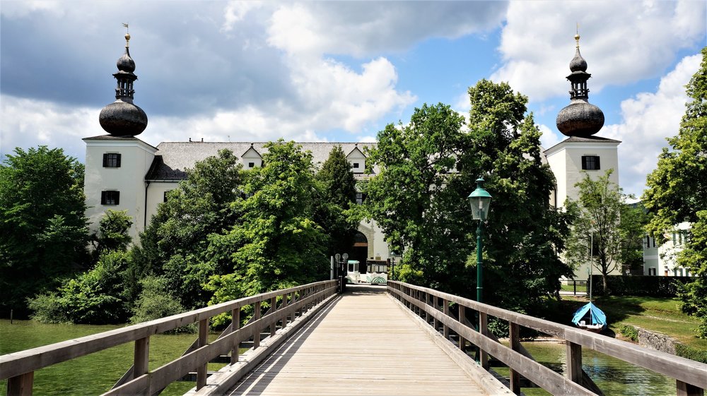 18.06.22_057_ Гмунден_ Озерный замок Орт (Seeschloss Ort).JPG