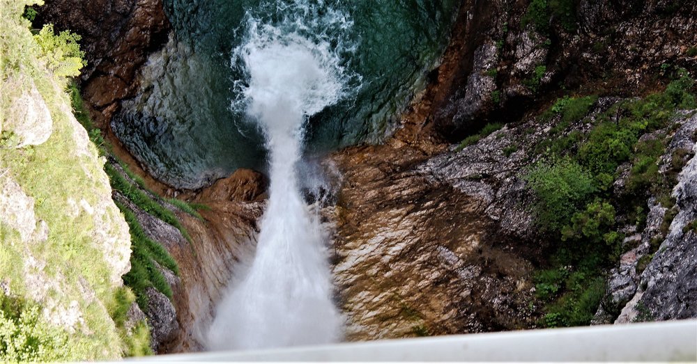 18.07.01_092_ на мосту Мариенбрюке и водопад.JPG