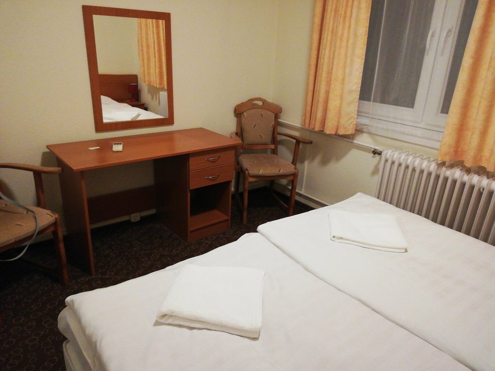 IMG_2018-09-14 00-30-15.jpg