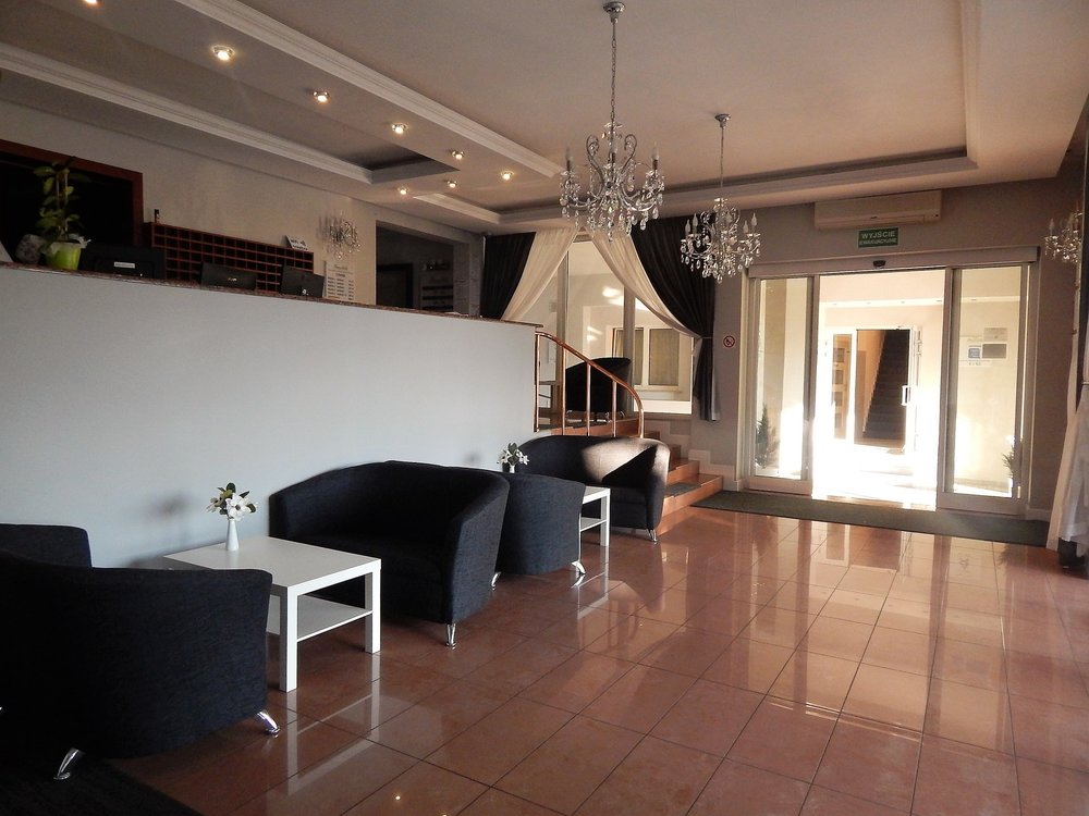 Ресепшен в отеле в Польше1.jpg