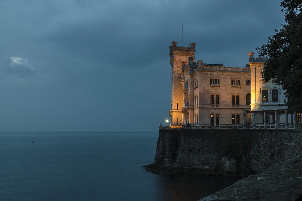 Miramare.Castle.original.10154.jpg