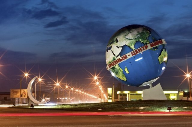 phoca_thumb_l_Въезд в Грозный.jpg