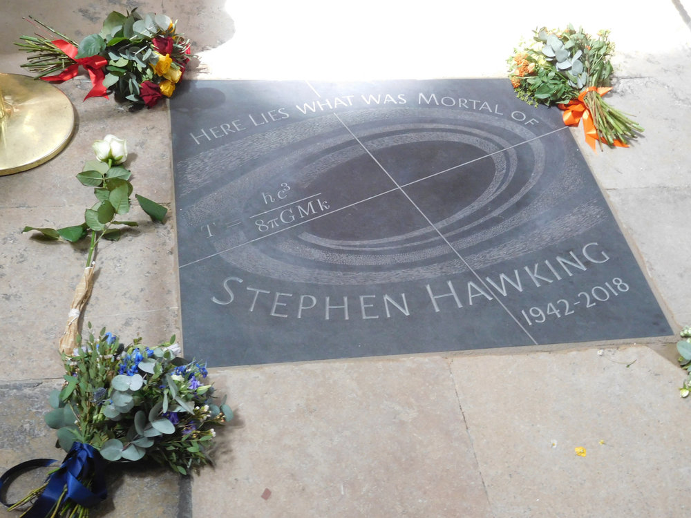 Могила_Стивена_Хокинга_в_Вестминстере.jpg