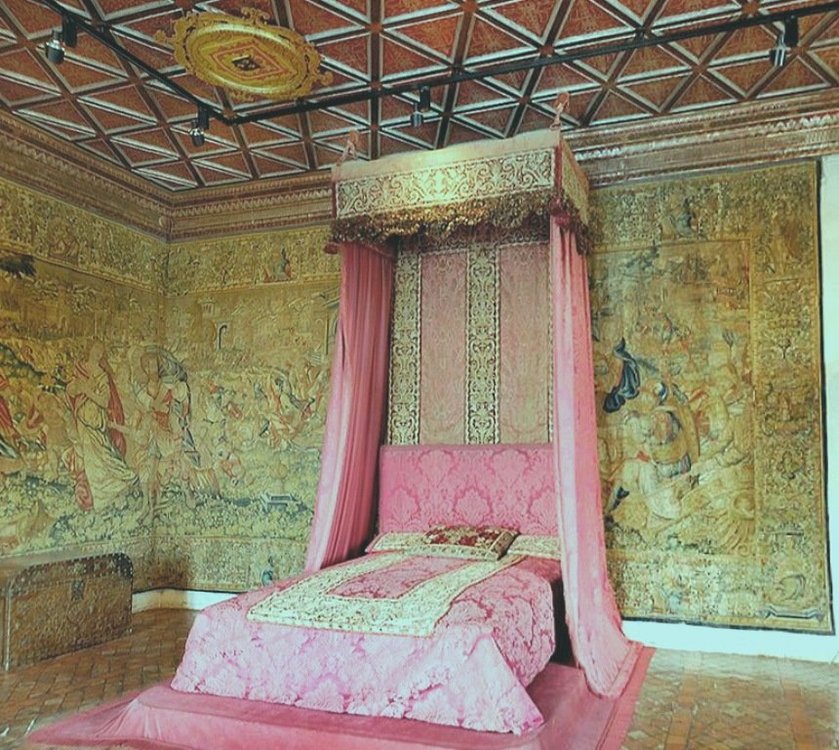 спальня пяти королев.jpg