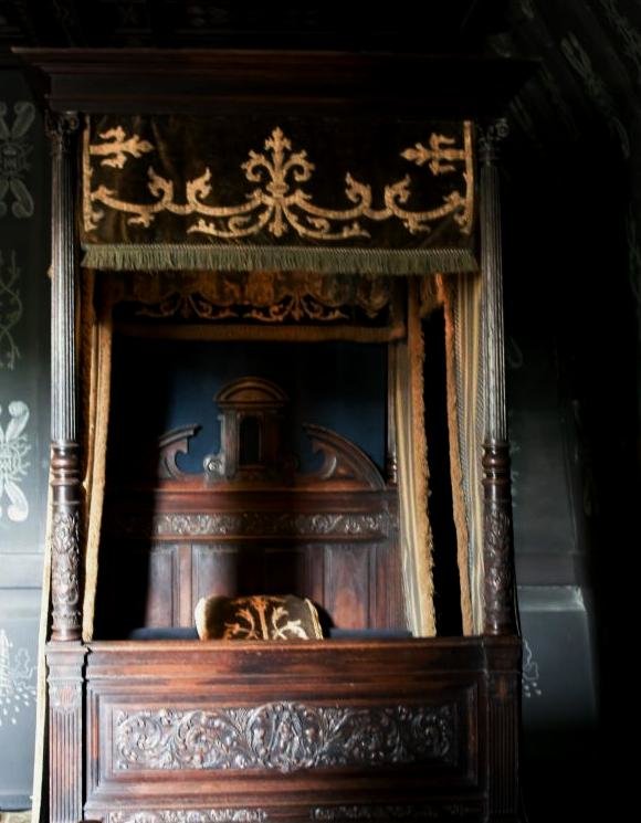 спальня луизы.jpg