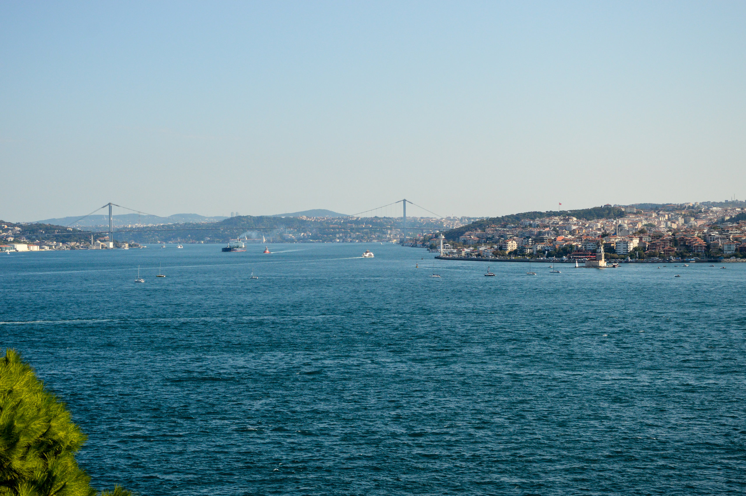 Босфор мраморное море. Вид на мраморное море из Зейтинбурну. Мраморное море. Мысхако Босфор фото. Как выглядит мраморное море в яистамбуле и ботфорт.