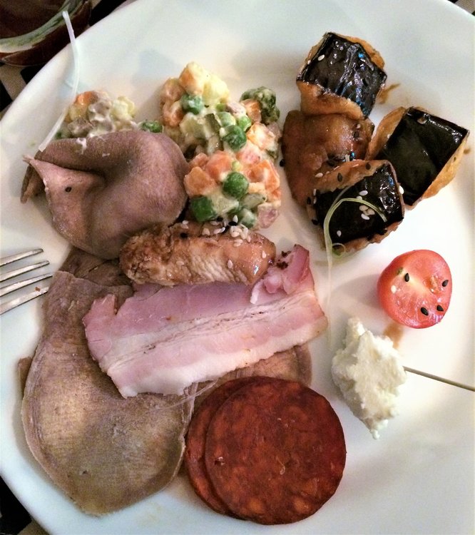 18.11.23_09 _ресторан Boho_ ужин.JPG