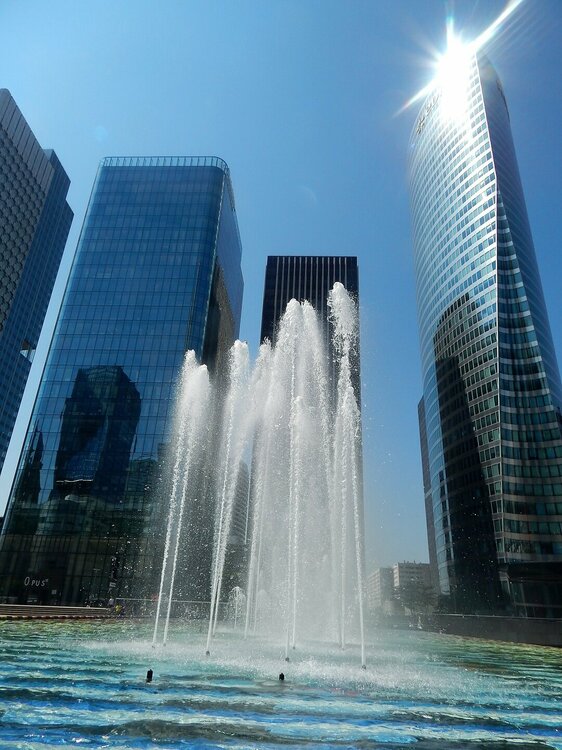 Дефанс( фонтан5).jpg