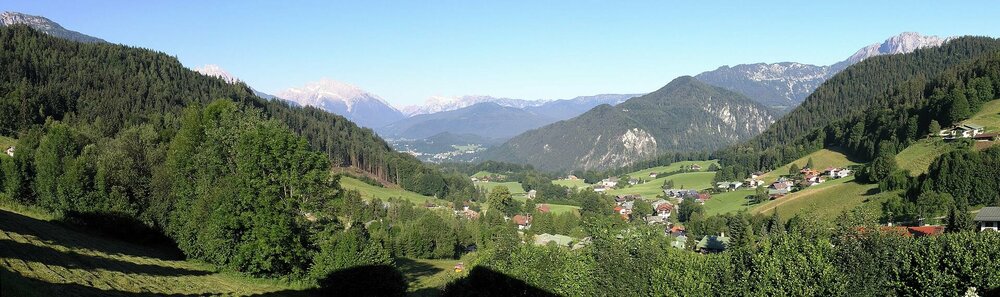 Panorama_Berchtesgaden.jpg