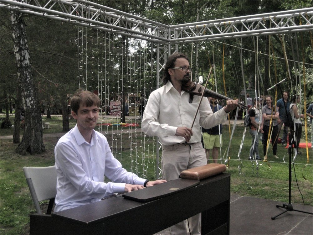 симфопарк_вевер и клюев.jpeg