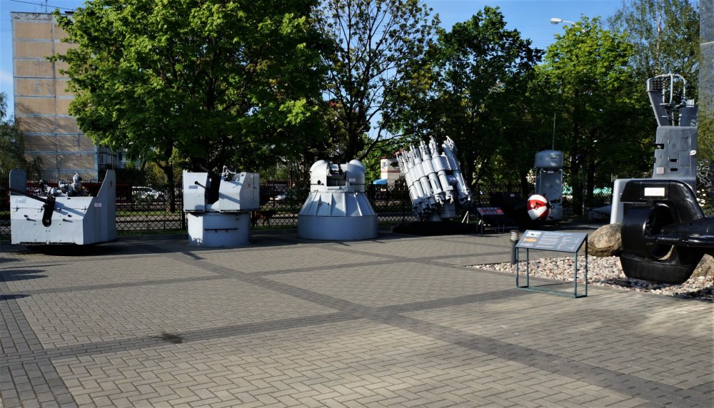 19.05.06_253_Калининград_Музей мирового океана.JPG