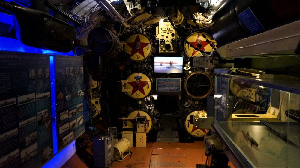 19.05.06_172_Калининград_Музей мирового океана.JPG