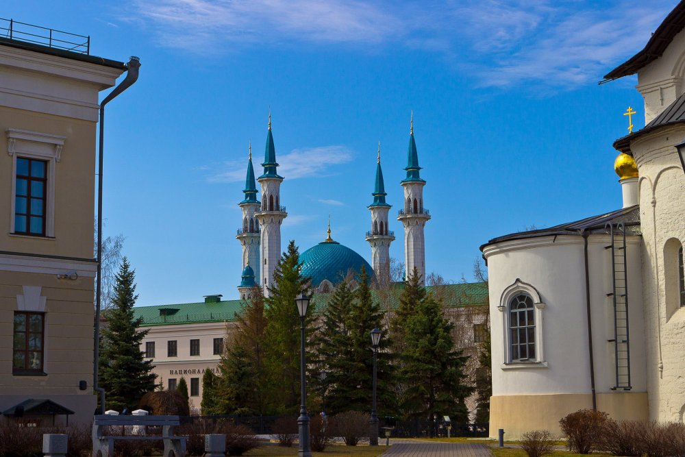 IMG_6195-1 Казанский Кремль Вид на мечеть Кул-Шариф.jpg