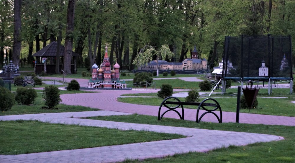 19.05.05_347_Калининград_Южный парк.JPG