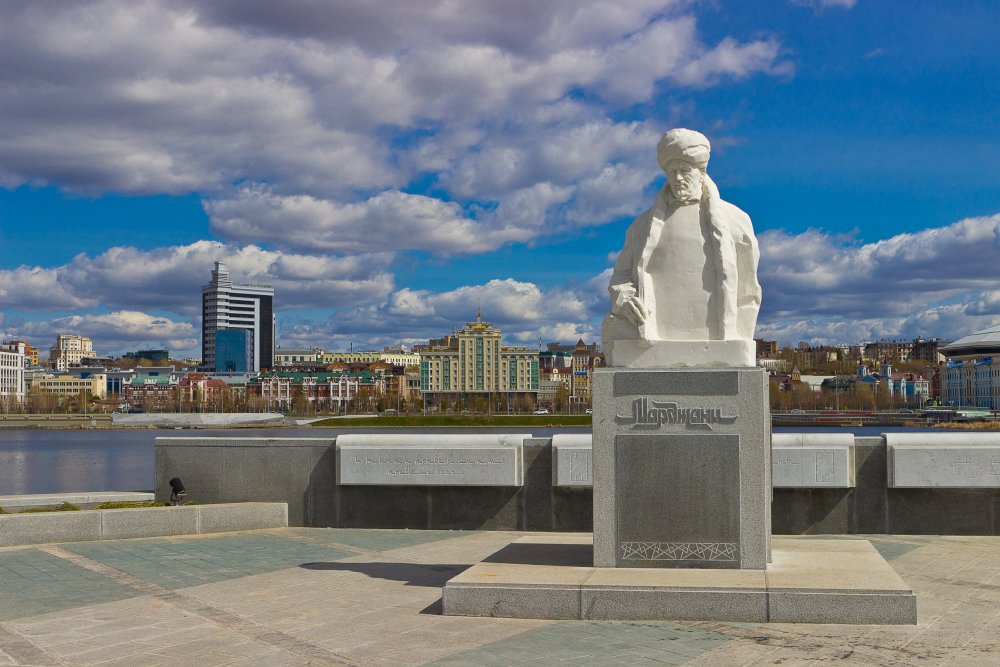 IMG_6383 Казань Памятник Марджани.jpg