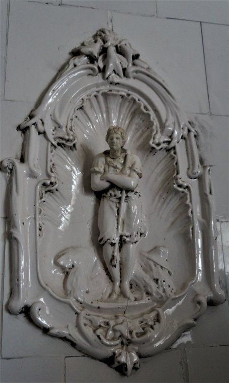 19.05.05_183_Черняховск_Замок Георгенбург.JPG