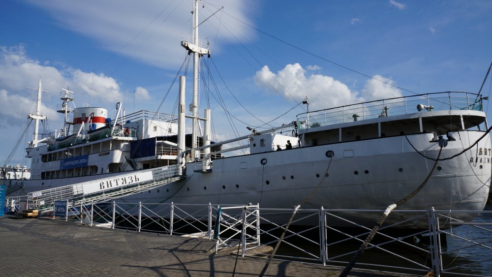 19.05.06_158_Калининград_Музей мирового океана.JPG